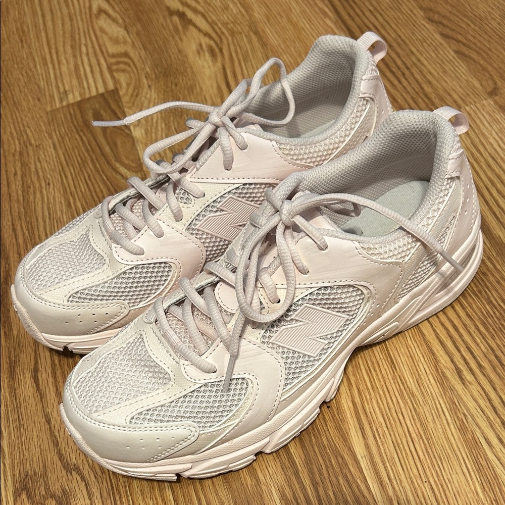 Women’s New Balance 530